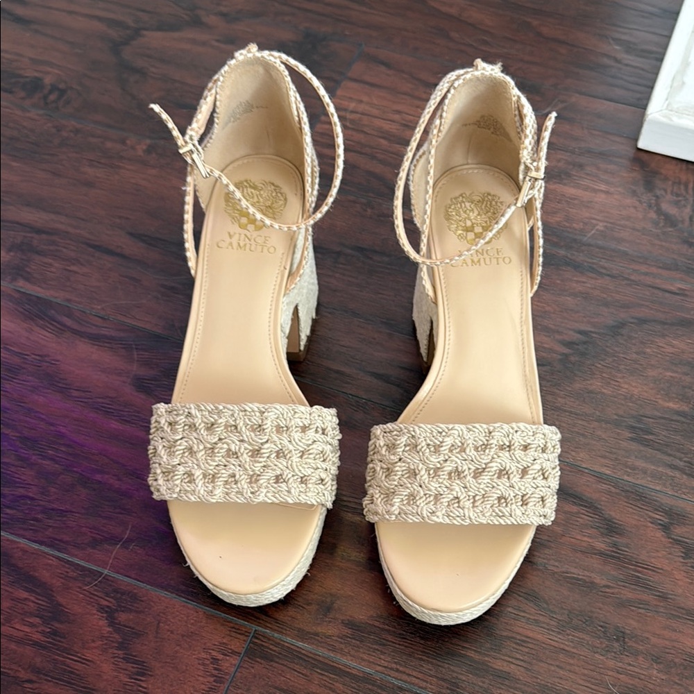 Vince Camuto Women's Cream Woven Sandals